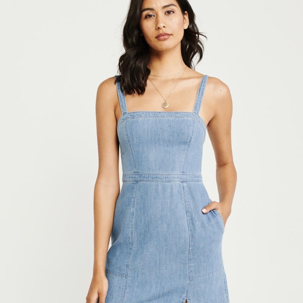 Abercrombie & Fitch denim midi dress